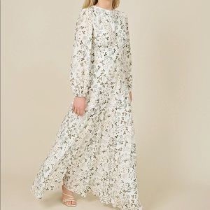 Long sleeve maxi dress from Twiice Boutique